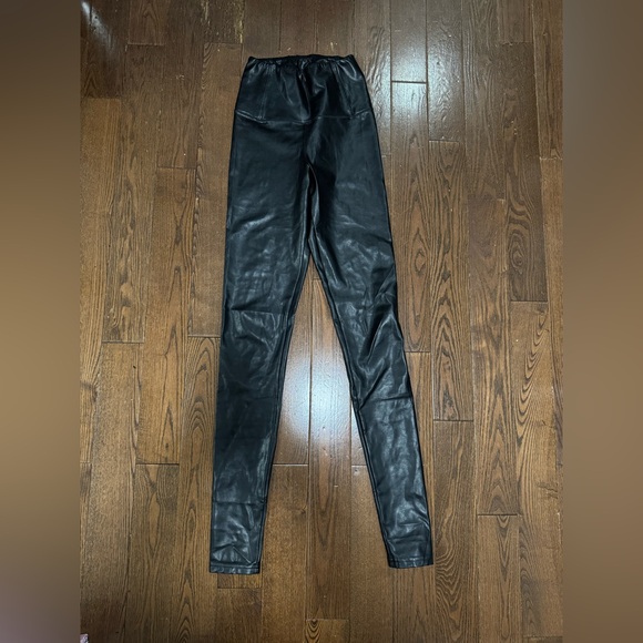 Aritzia Wilfred Daria Leather Pants - Picture 6 of 6